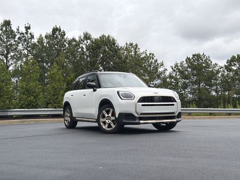 Used 2025 MINI Cooper Countryman S AWD/4WD image 2