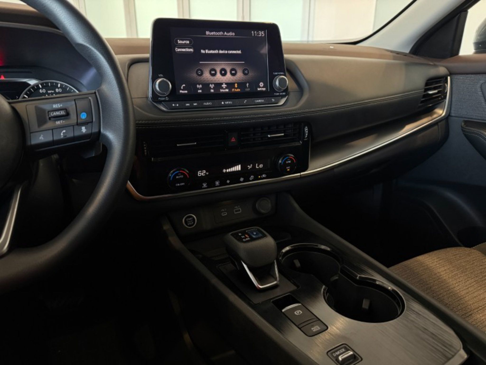 Used 2021 Nissan Rogue SV FWD image 34