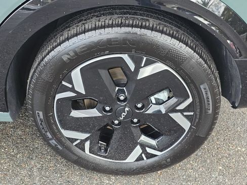 Used 2023 Kia Niro Wind FWD image 8