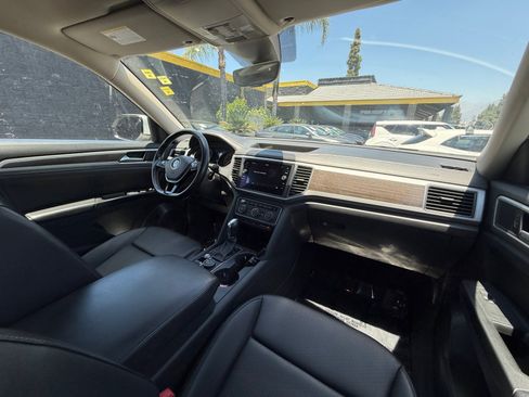 Used 2018 Volkswagen Atlas SE AWD/4WD image 21