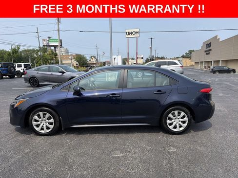 Used 2022 Toyota Corolla LE FWD image 25