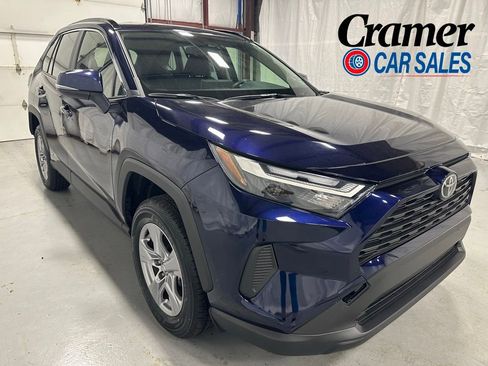 Used 2025 Toyota RAV4 XLE AWD/4WD image 1