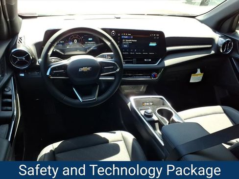 New 2026 Chevrolet Equinox LT FWD image 22
