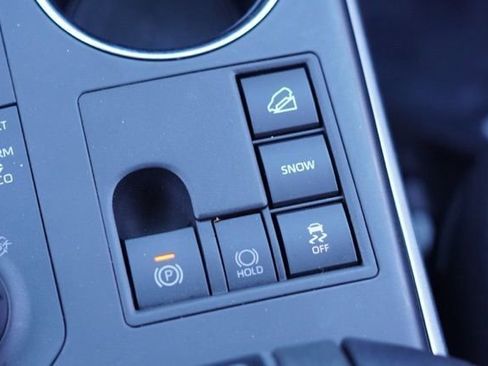 Used 2024 Toyota Highlander XSE image 33