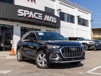Used 2019 Audi Q3 2.0T Premium w/ Convenience Package