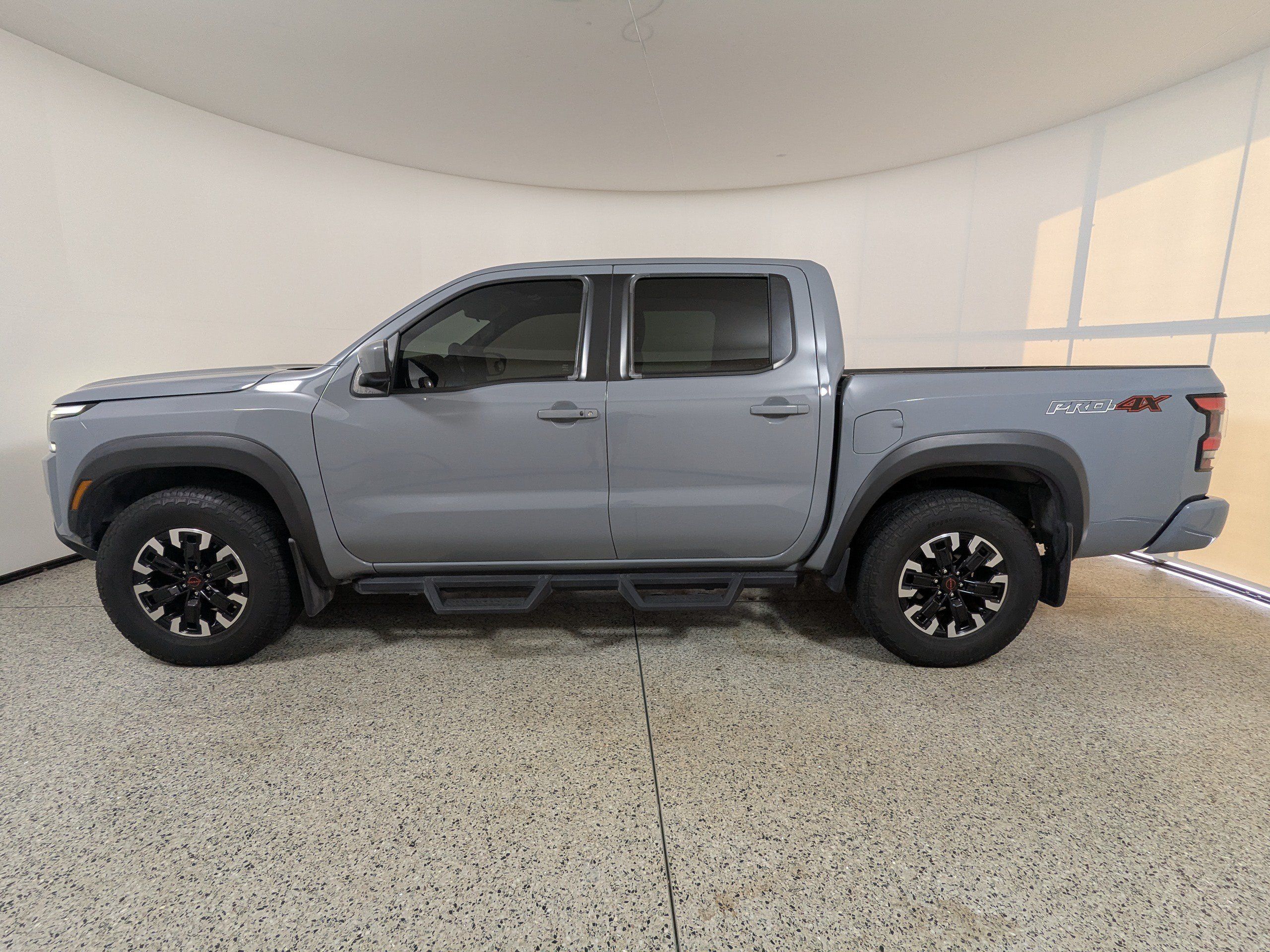 Used 2023 Nissan Frontier PRO-4X w/ Tow Package AWD/4WD image 4