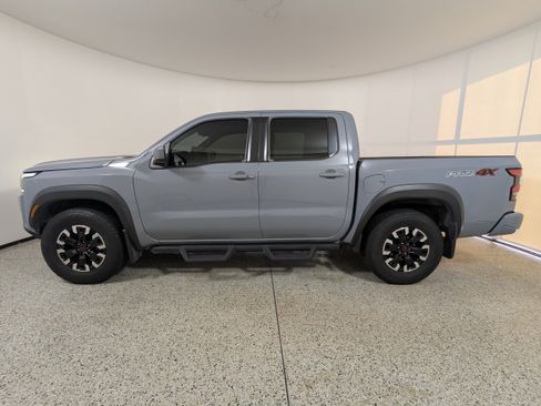 Used 2023 Nissan Frontier PRO-4X w/ Tow Package AWD/4WD image 4