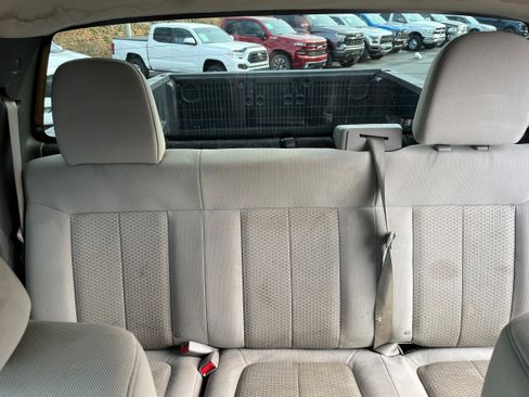 Used 2010 Ford F150 XLT image 14