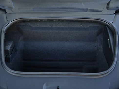 Certified 2025 Porsche 911 Carrera image 35