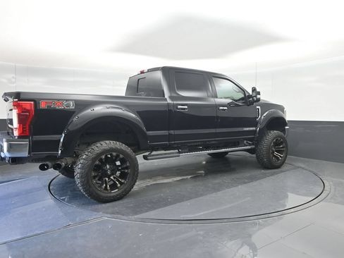 Used 2019 Ford F250 Lariat w/ Lariat Ultimate Package AWD/4WD image 15