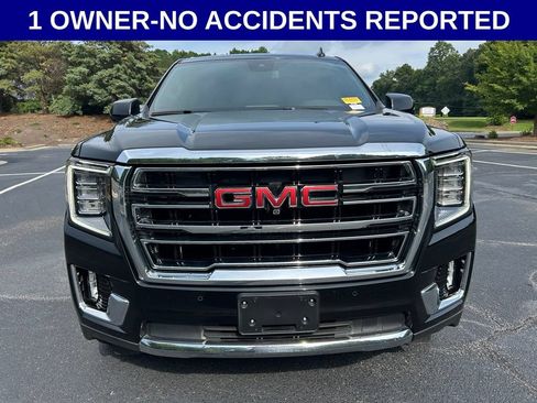 Used 2024 GMC Yukon XL SLT w/ SLT Premium Package RWD image 13