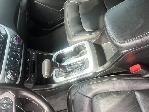 Used 2019 Chevrolet Colorado LT w/ Colorado RST Special Edition AWD/4WD image 15