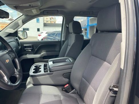 Used 2018 Chevrolet Silverado 1500 LT w/ Midnight Edition AWD/4WD image 15