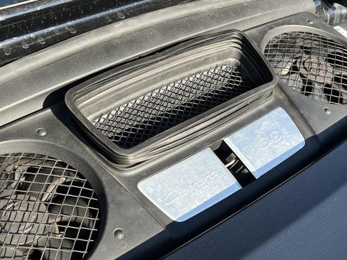 Used 2013 Porsche 911 Carrera 4S image 33