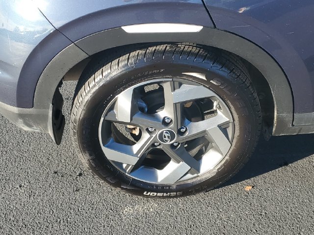 Used 2024 Hyundai Venue Limited FWD image 5