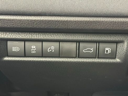 Certified 2025 Toyota Camry LE image 21