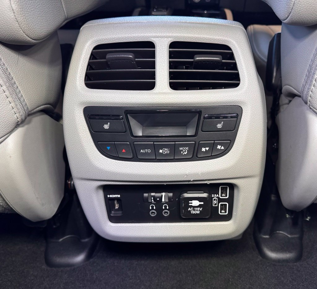 Used 2022 Honda Pilot Touring image 38