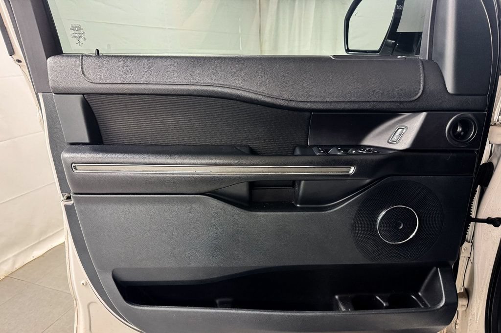 Used 2018 Ford Expedition XLT w/ Cargo Package AWD/4WD image 13