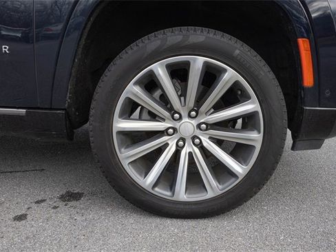 Used 2024 Jeep Grand Wagoneer Series I w/ Convenience Group III image 10