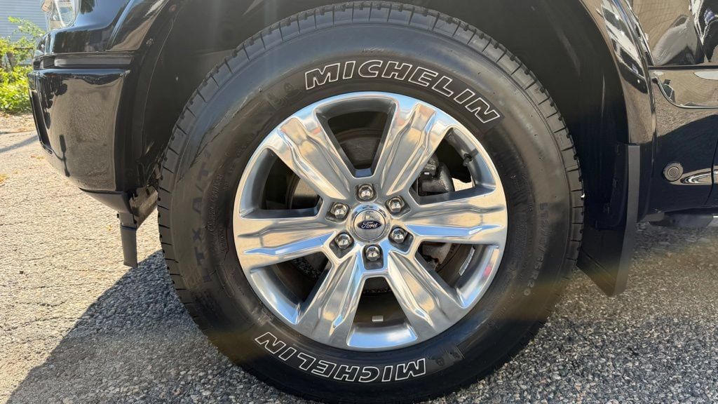 Used 2018 Ford F150 Platinum w/ Technology Package AWD/4WD image 10