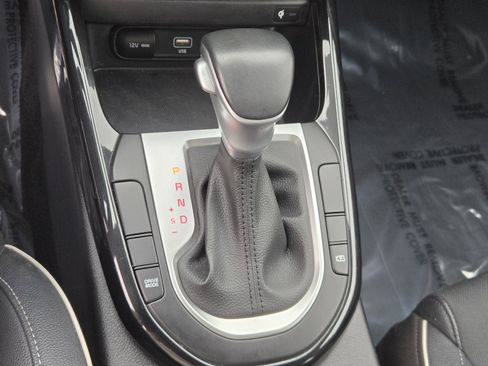 Used 2024 Kia Forte GT-Line w/ GT-Line Premium Package image 13