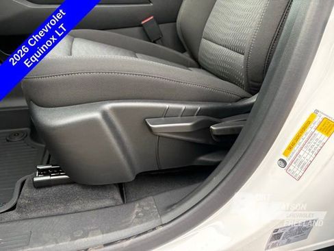 New 2026 Chevrolet Equinox LT FWD image 15