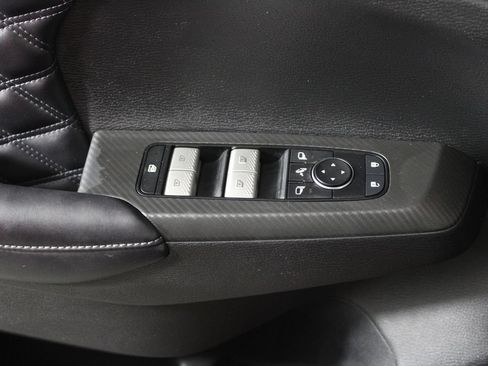Used 2023 Mitsubishi Outlander 4WD Plug-In Hybrid image 24