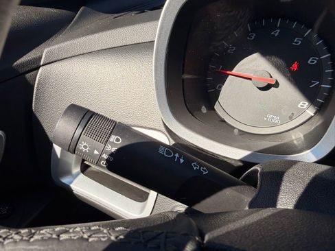 Used 2017 Chevrolet Equinox LT w/ Convenience Package image 14