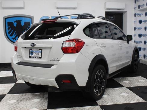Used 2014 Subaru Crosstrek 2.0i Limited AWD/4WD image 4