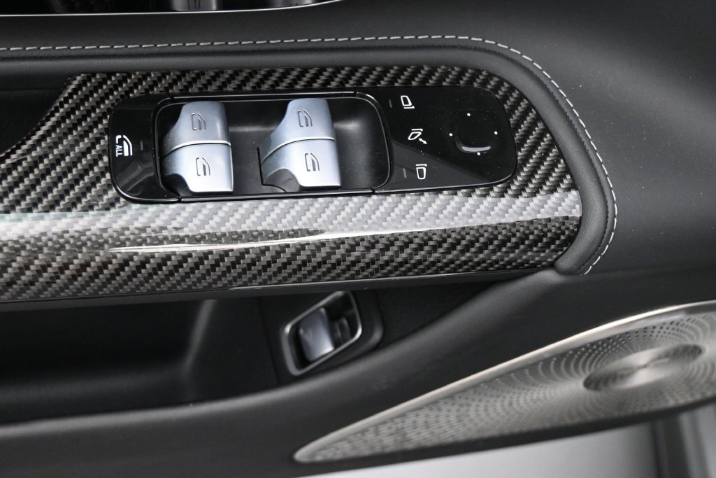 Used 2022 Mercedes-Benz SL 63 AMG 4MATIC image 4