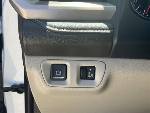 Used 2019 GMC Acadia Denali image 9