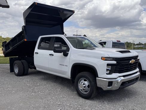 New 2026 Chevrolet Silverado 3500 W/T w/ WT Convenience Package AWD/4WD image 1