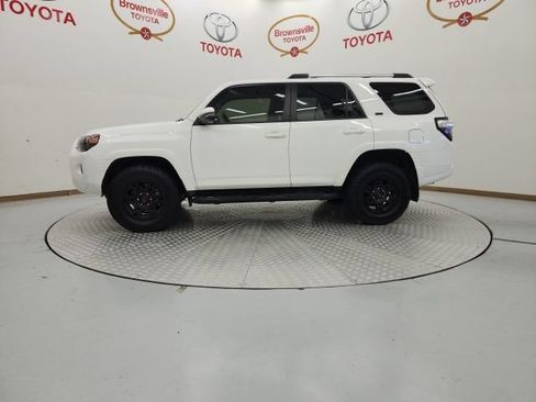 Used 2023 Toyota 4Runner SR5 Premium w/ Moonroof Package AWD/4WD image 5
