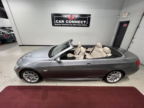 Used 2013 BMW 335i Convertible image 39