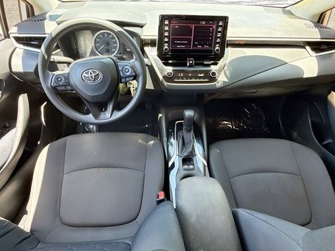 Used 2020 Toyota Corolla LE FWD image 14