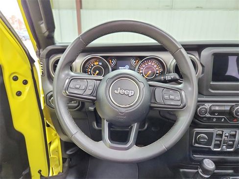 Used 2023 Jeep Wrangler Sport S image 21