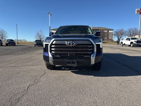 Used 2023 Toyota Tundra Limited image 2