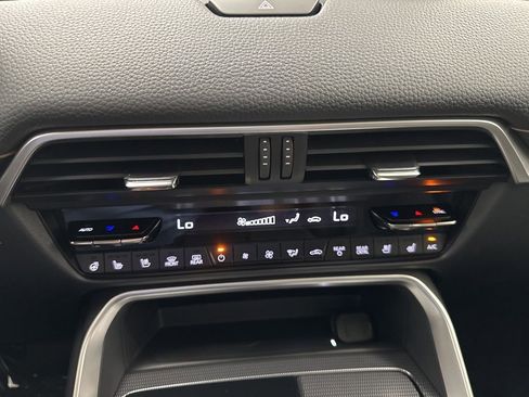 New 2026 MAZDA CX-90 Plug-In Hybrid w/Premium Sport AWD/4WD image 34