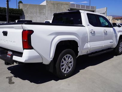 New 2026 Toyota Tacoma SR5