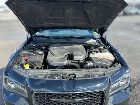 Used 2023 Chrysler 300 Touring L w/ Comfort Group image 19