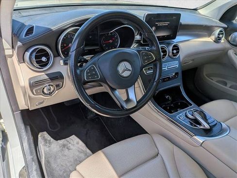 Certified 2016 Mercedes-Benz GLC 300 4MATIC image 9