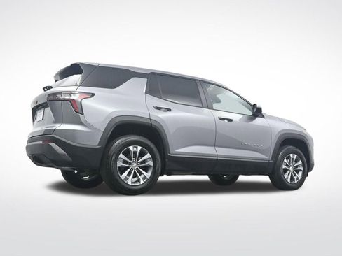 Used 2025 Chevrolet Equinox LT image 34