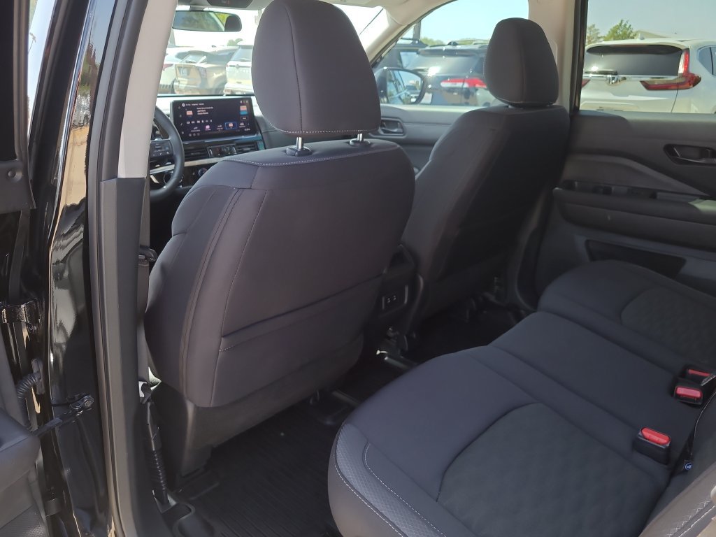 Certified 2026 Nissan Pathfinder SV FWD image 10