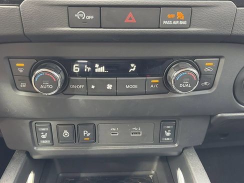Certified 2024 Nissan Frontier SV w/ SV Convenience Package image 13