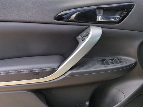 Used 2022 Mitsubishi Eclipse Cross SE FWD image 11