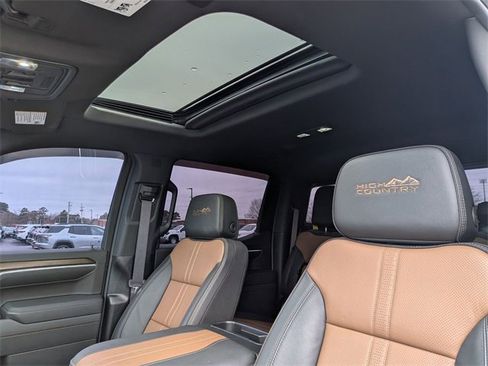 Used 2025 Chevrolet Silverado 1500 High Country w/ High Country Premium Package image 18