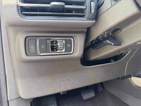 Used 2022 Lincoln Corsair FWD image 6