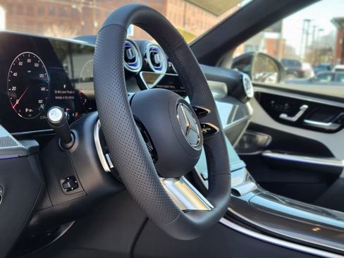 New 2026 Mercedes-Benz GLC 300 4MATIC image 17