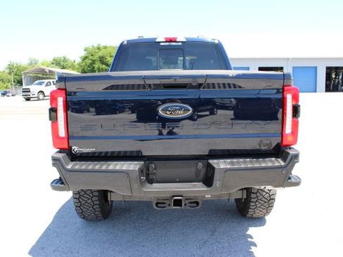 Used 2025 Ford F250 Lariat w/ Lariat Ultimate Package AWD/4WD image 9