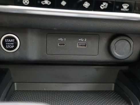 Used 2023 Nissan Rogue SV w/ SV Premium B Package image 26